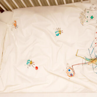 lenjerie-pat-furnici-2